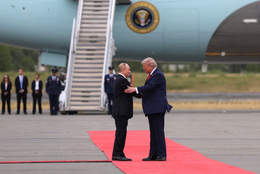 Зустріч Дональда Трампа з Володимиром Путіним на Алясці, 15 серпня