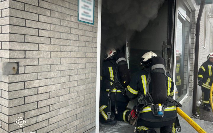 Головне за ніч та ранок середи, 7 січня: атака на Дніпро, понад 220 боєзіткнень, Славутич зі світлом 