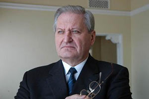 Тихонов начал на Луганщине избирательную кампанию 
