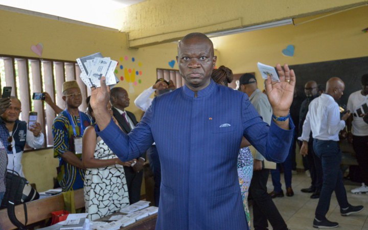 ЗМІ: глава габонської хунти Бріс Олігі переміг на президентських виборах