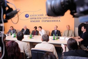 Адвокаты Тимошенко, Луценко, Волги и Корнийчука обсудят правосудие по-украински
