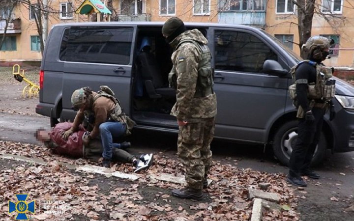 На Донеччині СБУ затримала російського інформатора, який "зливав" позиції ЗСУ