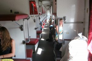 "Укрзализныця" назначила 12 дополнительных поездов к летнему сезону