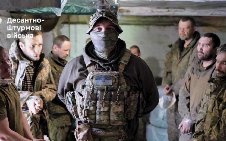 ​Українські десантники на Курщині взяли у полон групу російських солдатів