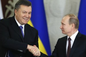 Янукович не зміг відповісти на запитання, чи визнає його Путін