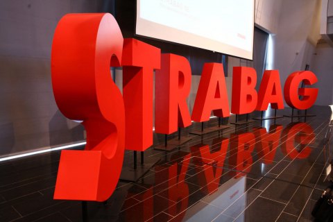 Україна почала переговори з австрійською Strabag про будівництво доріг