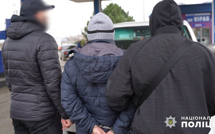 Замовив сусіда за 10 тисяч доларів: на Одещині поліцейські попередили замовне вбивство