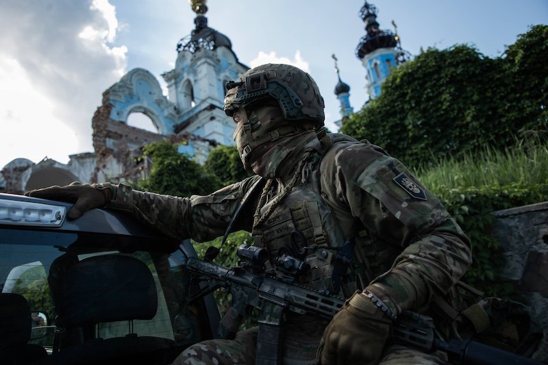 Насамперед потрібно заповнити анкету онлайн та вказати в коментарях бажаний напрямок служби