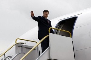 Янукович улетел в Эмираты