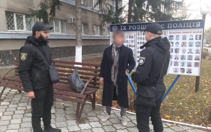 Харківські поліцейські затримали підозрюваного у пошкодженні історичних памʼяток