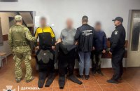 Закарпатець хотів переправити через Тису до Румунії “водолазів”-ухилянтів