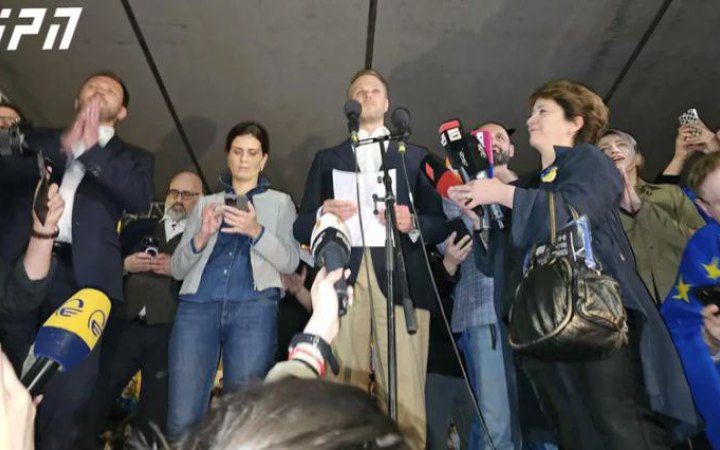 Голови МЗС трьох європейських країн підтримали учасників акції проти грузинського закону про “іноагентів”