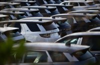Jaguar Land Rover призупиняє поставки в США через мита
