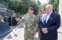 У Білорусі для Лукашенка влаштували показовий "розгін акції протесту"