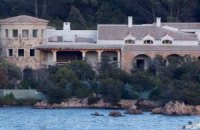 Власти Сардинии арестовали виллу Абрамовича