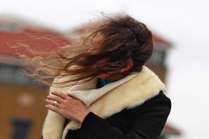 Рекордный шторм ударил по Шотландии со скоростью 250 км/ч: ветер сжигает ветряки