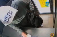 У Києві студент погрожував підірвати обмін валют, а після затримання заявив, що це був пранк