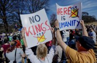 «No Kings»: протести проти Трампа проходять по всій території США