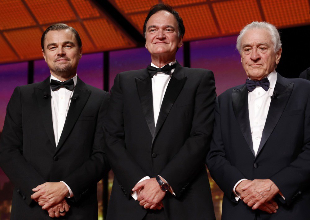 Роберт Де Ніро, Квентін Тарантіно та Леонардо Ді Капріо на сцені Каннського кінофестивалю