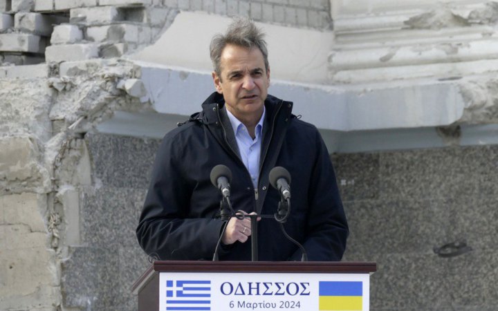 “Ми не злякаємось”: прем’єр Греції звернувся до Кремля після російської атаки на Одесу, де він зустрічався із Зеленським