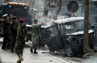Внаслідок нападу на машини НАТО біля аеропорту Кабула загинули 3 людини