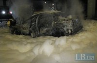 ДТП в Киеве: Volkswagen Passat полностью сгорел