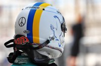 Чотириразовий чемпіон Формули-1 у новому сезоні виступатиме у шоломі в українських кольорах