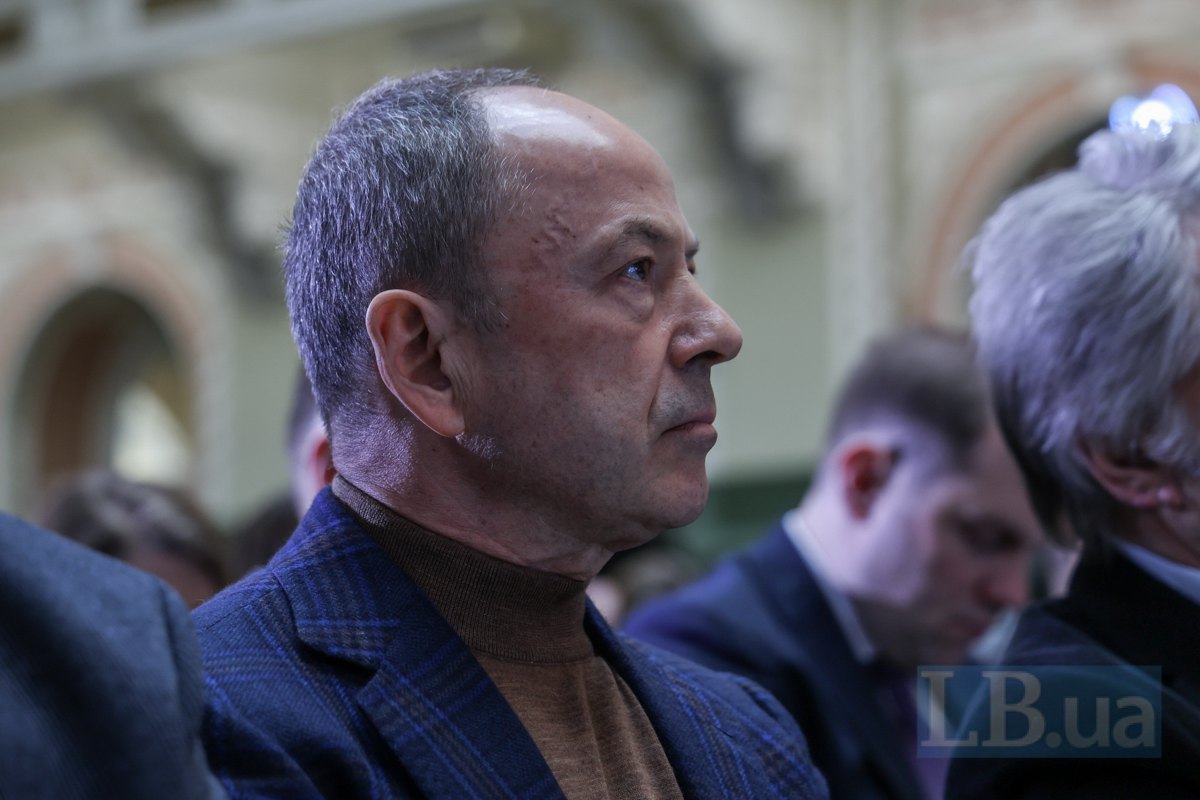 Сергій Тігіпко (Голова НБУ з грудня 2002 по листопад 2004 року)