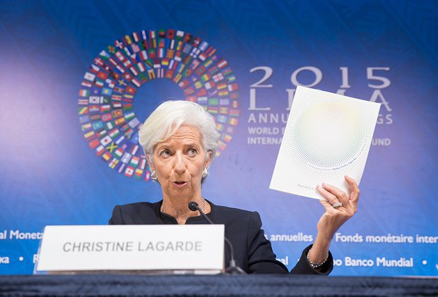 Глава МФВ Кристин Лагард на пресс-конференции в Лиме в рамках собрания МВФ и Всемирного банка 