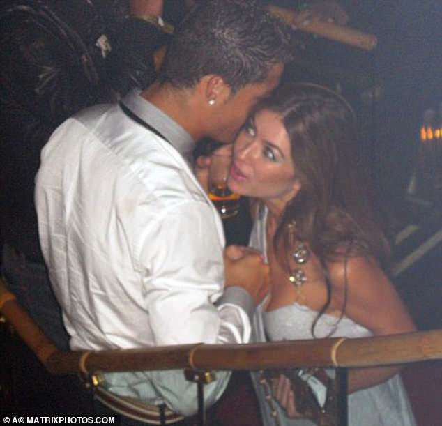 Роналду и Мойорга в ночном клубе Лас-Вегаса в 2009 году