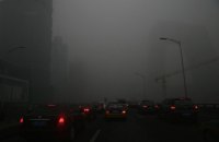 Влада Пекіна оголосила найвищий рівень екологічної тривоги