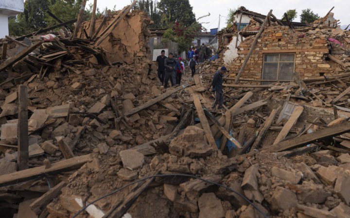Унаслідок землетрусу у Непалі загинуло понад 150 осіб
