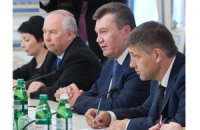 Янукович не против регулярных встреч с оппозицией