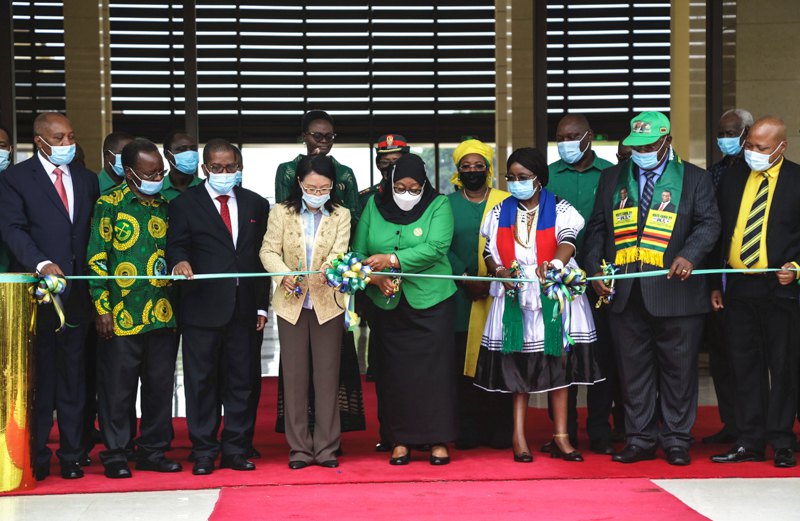 Відкриття освітнього центру в Танзанії, 23 лютого 2022.