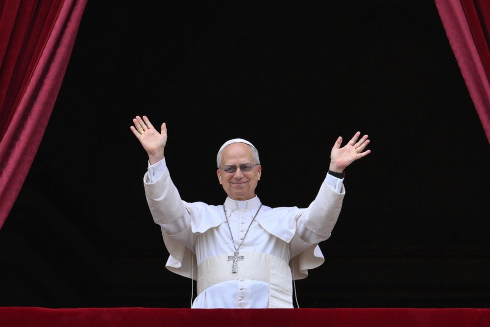 Папа Римський Лев XIV