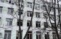 Окупанти обстріляли лікарню в Лисичанську на Луганщині