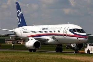 Superjet-100 совершил аварийную посадку в Шереметьево