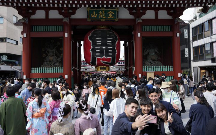 Японія після двох років ковідних обмежень відкриває кордони для іноземних туристів