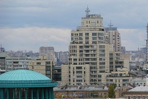 Журналісти знайшли місце масового проживання чиновників у центрі Києва
