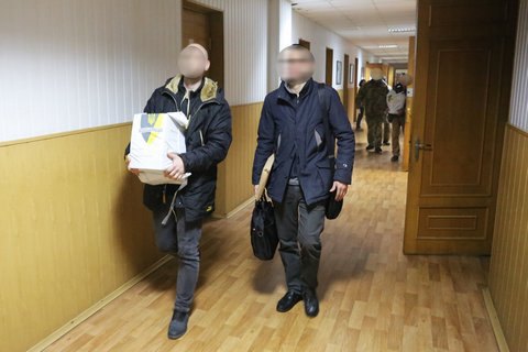НАБУ вилучило в Міноборони матеріали про закупівлю МАЗів і санітарних "Богданів"