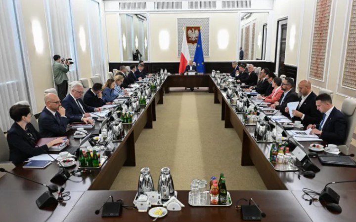 Уряд Польщі підтримав документ про підтримку українців