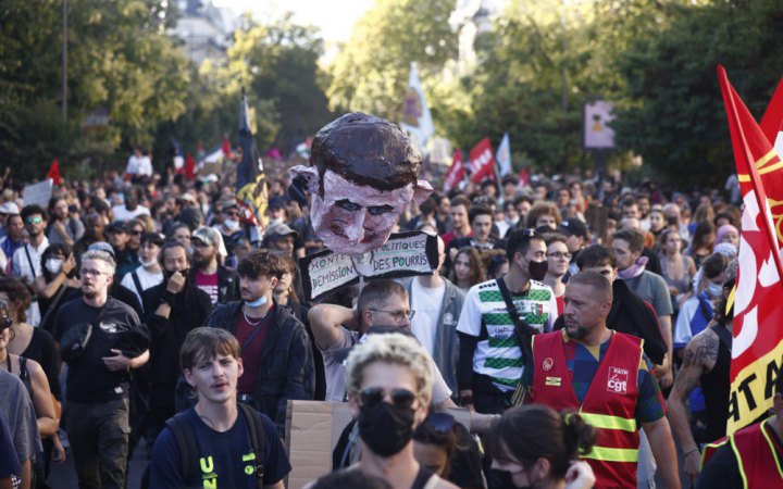У Франції сьогодні знову протестуватимуть проти політики жорсткої економії