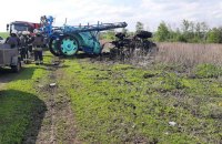 На Харківщині трактор наїхав на міну