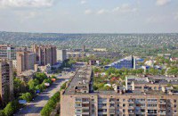 В Луганске обстреляли школу и детсад