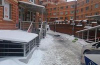 У Києві жінка викинула з вікна дитину і стрибнула сама (оновлено)