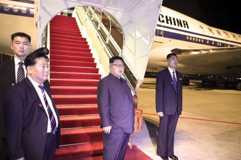 Ким Чен Ын приехал в Китай