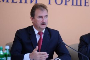 Попов погрожує медичним бюрократам "репресіями"