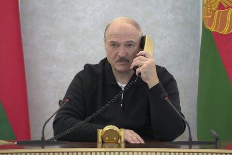 Лукашенко розповів, хто керуватиме Білоруссю, якщо "президента застрелили"