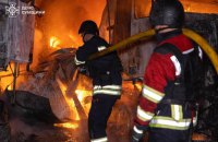 Російський ударний дрон атакував автостоянку у Сумах