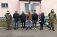 На Западе Украины пограничники задержали 11 "заблудившихся туристов" и "блоггеров"